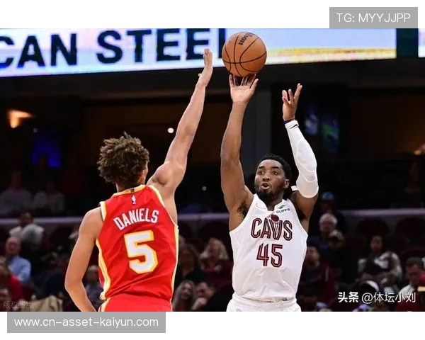 米切尔扰乱防线后上篮命中，骑士继续强势